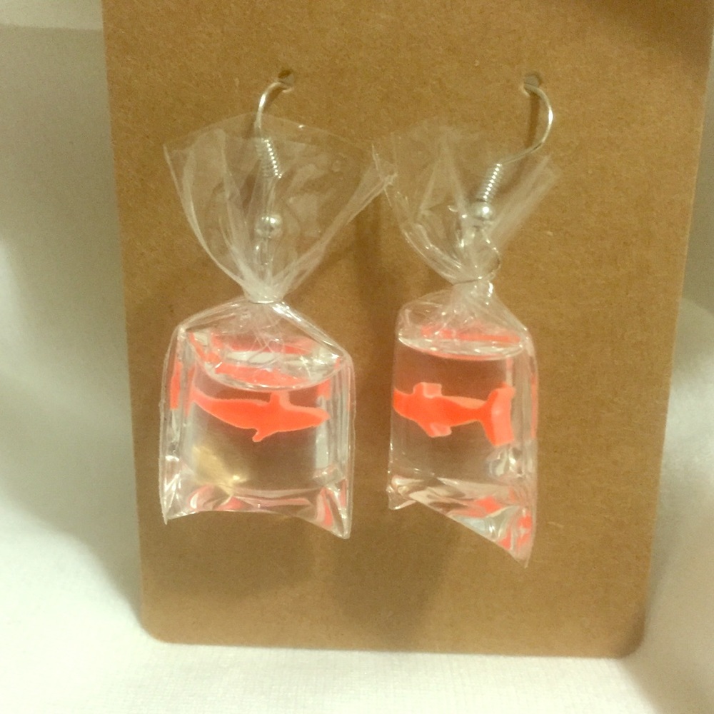 NWT Shark Drop Earrings